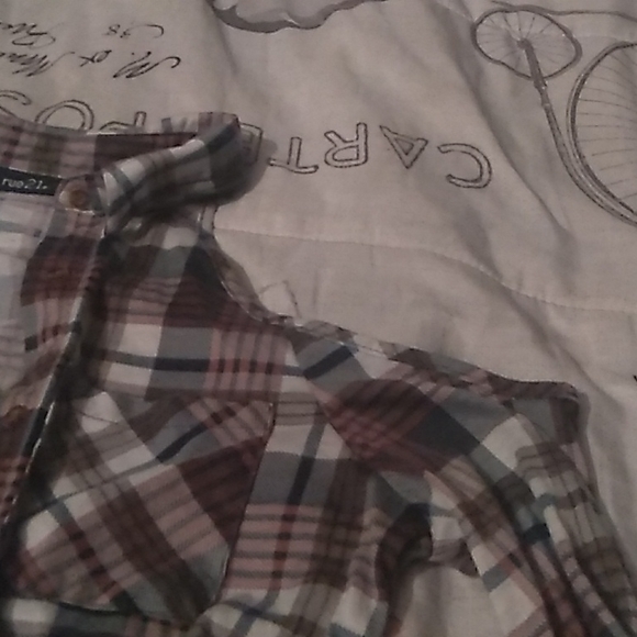 Top - Picture 2 of 4